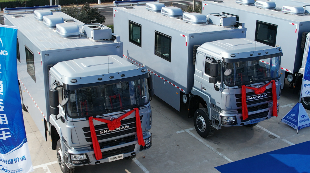 宇通醫(yī)療車(chē)批量交付匹克國(guó)際，攜手共創(chuàng)新篇章