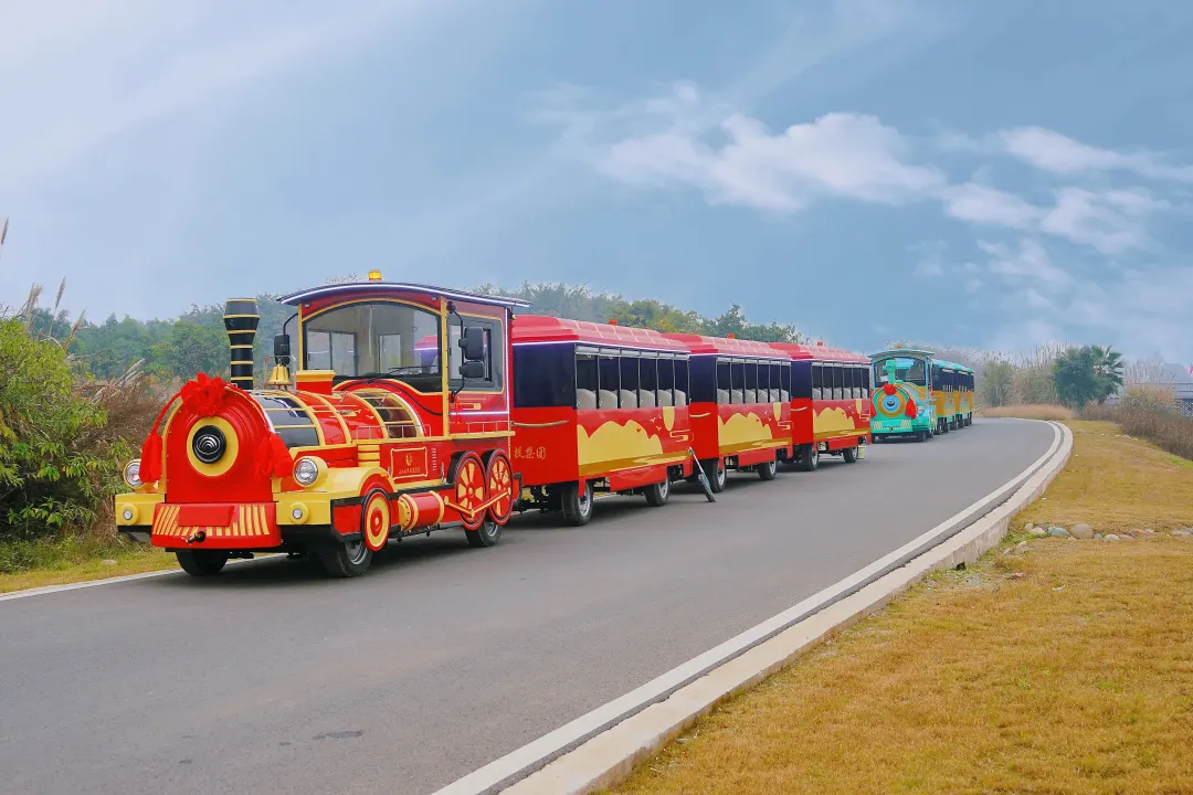 宇通觀光車亮相2024中國(北京)國際游樂設施設備博覽會,助力景區高質量運營 宇通觀光車亮相2024中國(北京)國際游樂設施設備博覽會,助力景區高質量運營