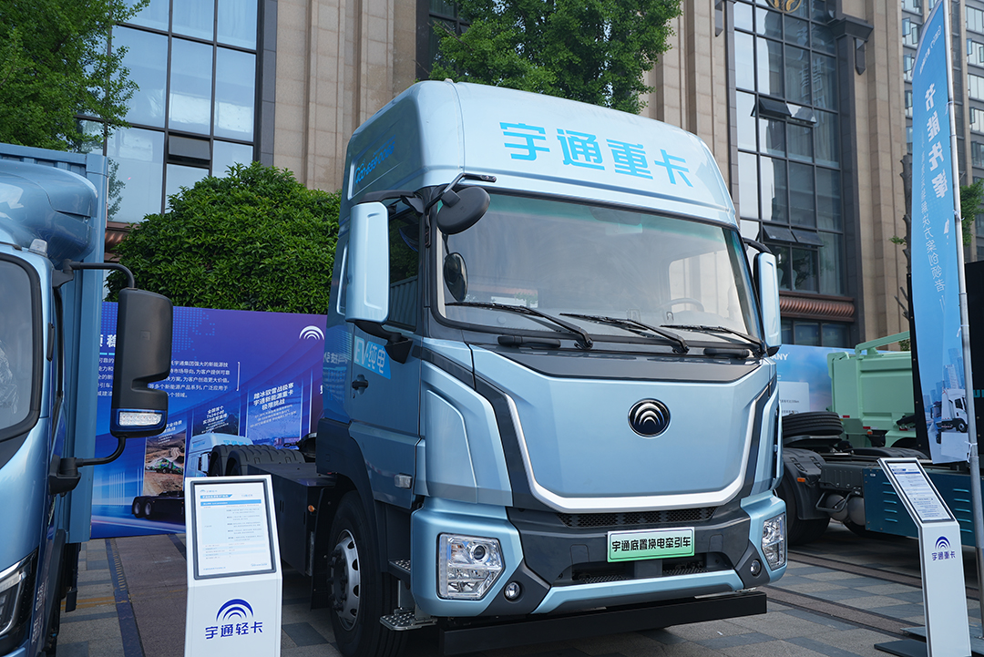 實力見證 | 宇通重卡現身蓉城，三獎加冕實力引領