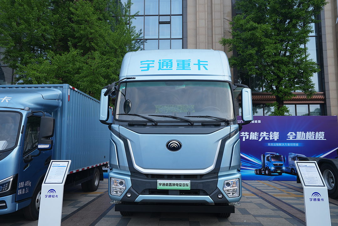 實力見證 | 宇通重卡現身蓉城，三獎加冕實力引領