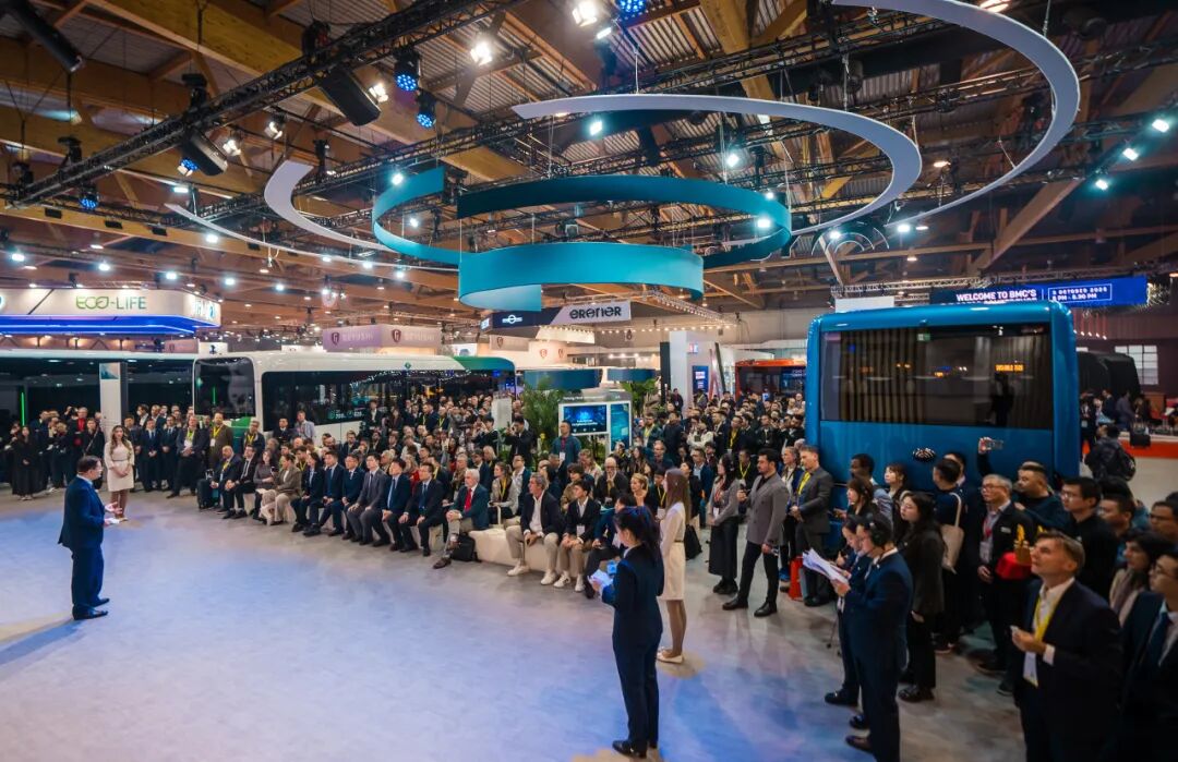 7項大獎!宇通刷新比利時車展獲獎紀錄 7項大獎!宇通刷新比利時車展獲獎紀錄