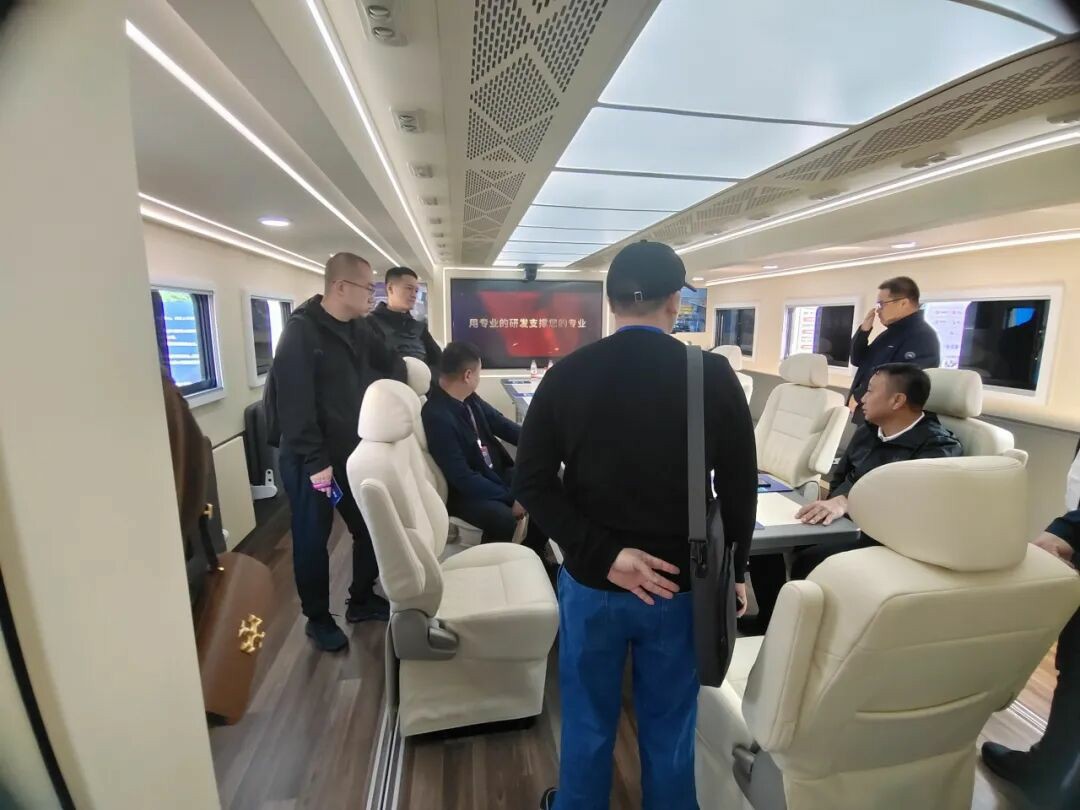 貼近實(shí)戰(zhàn),高效保障!宇通專用車參加第十三屆全國礦山救援技能競賽裝備展 貼近實(shí)戰(zhàn),高效保障!宇通專用車參加第十三屆全國礦山救援技能競賽裝備展