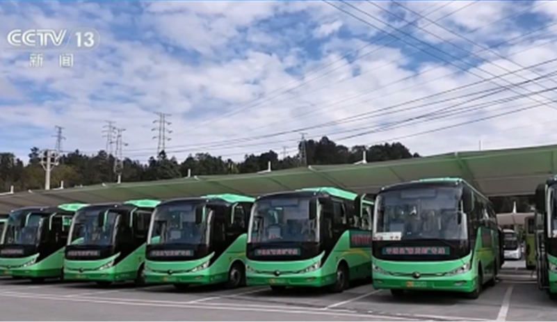 央視CCTV專題報道：“公交帶貨”激發鄉村物流活力，宇通純電動客車賦能“客貨郵”融合新模式