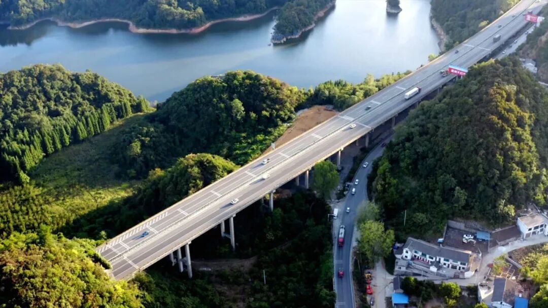 宇通行業(yè)觀察 | 文旅消費轉(zhuǎn)型下客旅出行行業(yè)發(fā)展新機(jī)遇