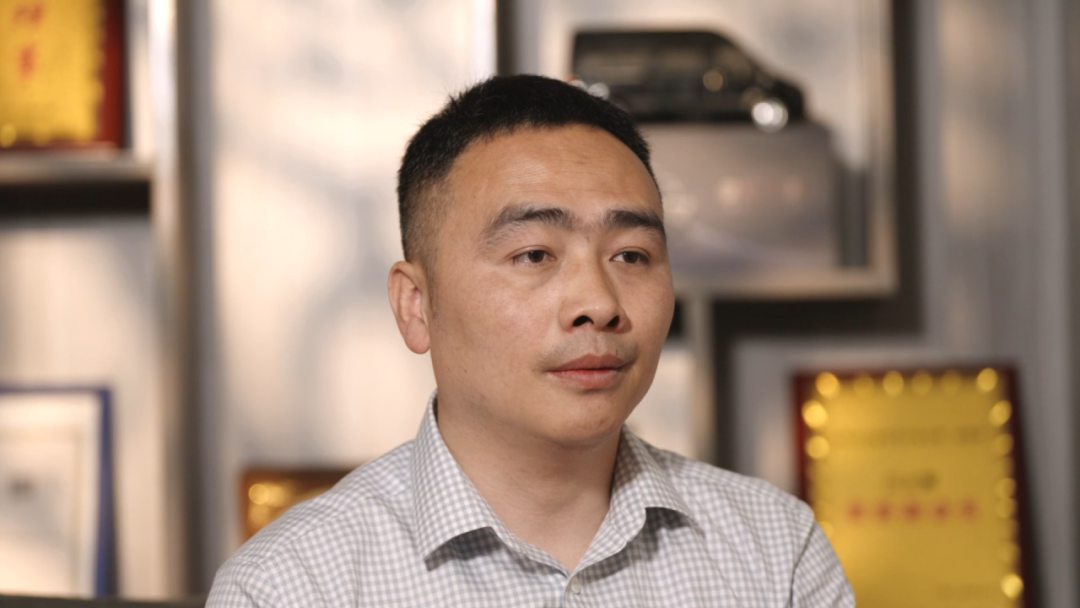 萬年亞旅攜手宇通天駿,“讓老鄉(xiāng)們出門兒都能坐上好車”! 圖片