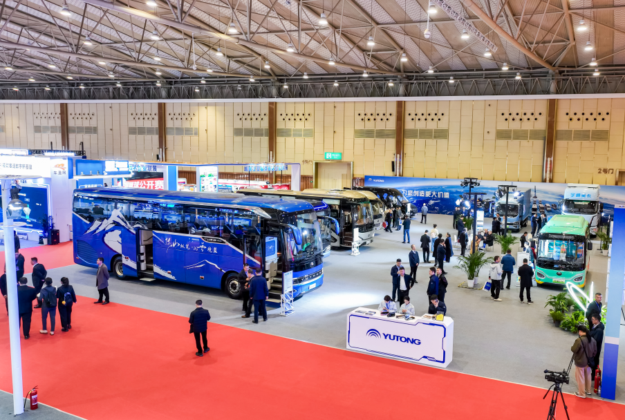 推動行業高質量發展!宇通客車、卡車聯袂亮相2025中國道協年會 圖片