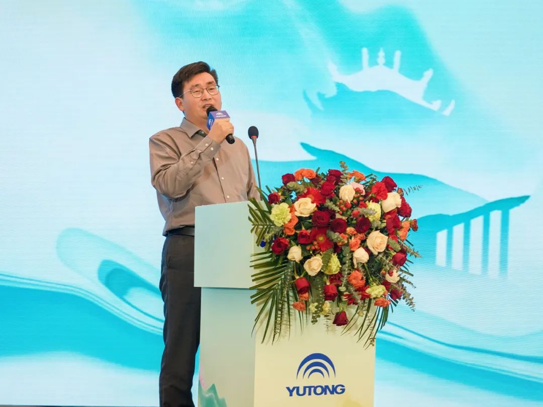 旅游天團(tuán)共聚,國風(fēng)新車首發(fā),2024山河萬里行貴州起航! 圖片