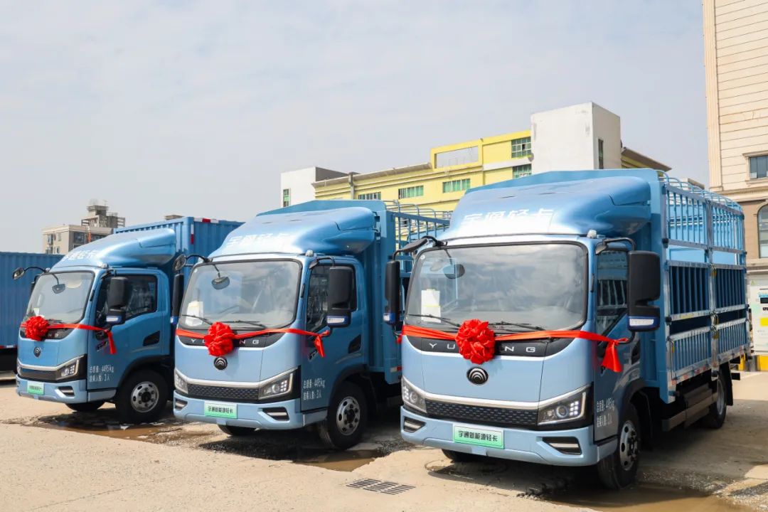 從0到第888臺(tái)交付,宇通輕卡與歐陸新能源結(jié)出高質(zhì)量發(fā)展碩果 圖片