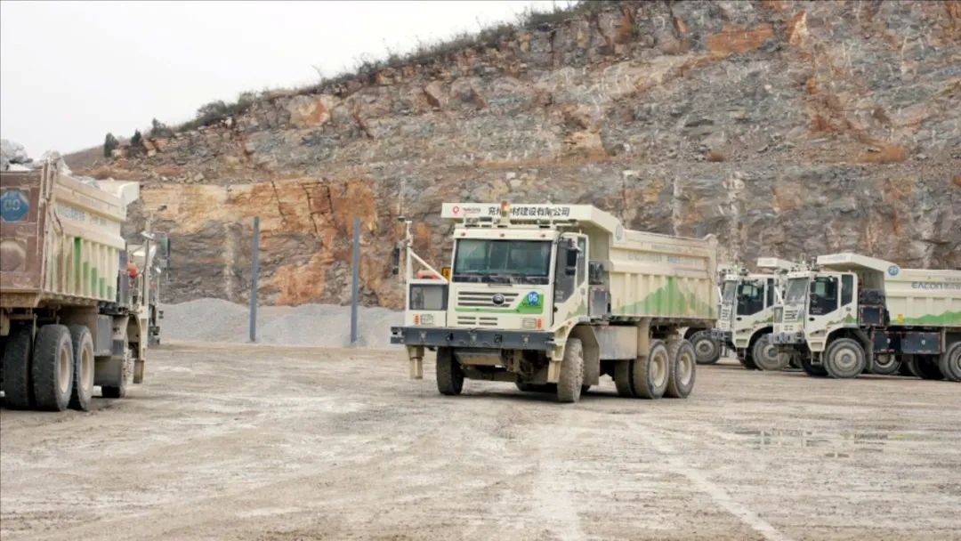 科幻已成現(xiàn)實(shí)!宏河百利鳧山礦的智慧運(yùn)營(yíng)之道 圖片