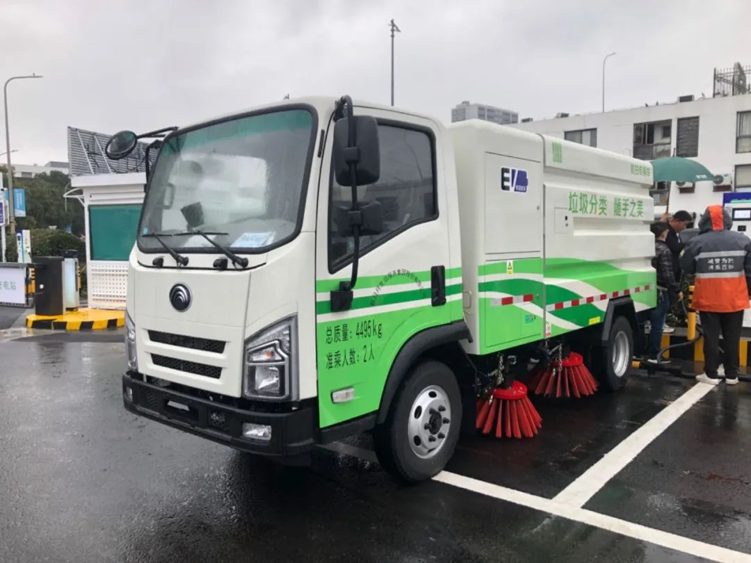 綠變寧波,電動先鋒┃宇通環衛助力“甬城”環衛車輛全面電動化 綠變寧波,電動先鋒┃宇通環衛助力“甬城”環衛車輛全面電動化