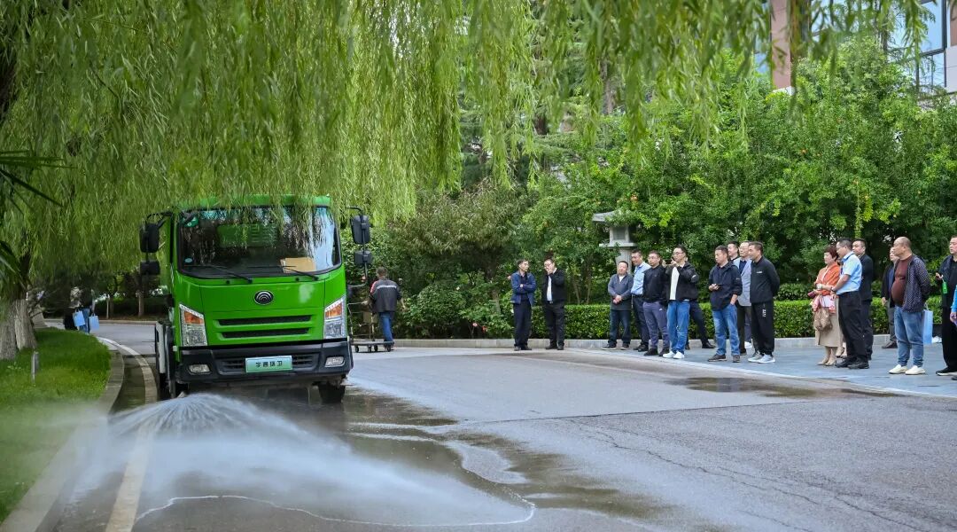 價值連城丨宇通環(huán)衛(wèi)新能源品鑒會西安站圓滿落幕,以綠色產(chǎn)品擦亮“陜西藍(lán)”! 圖片