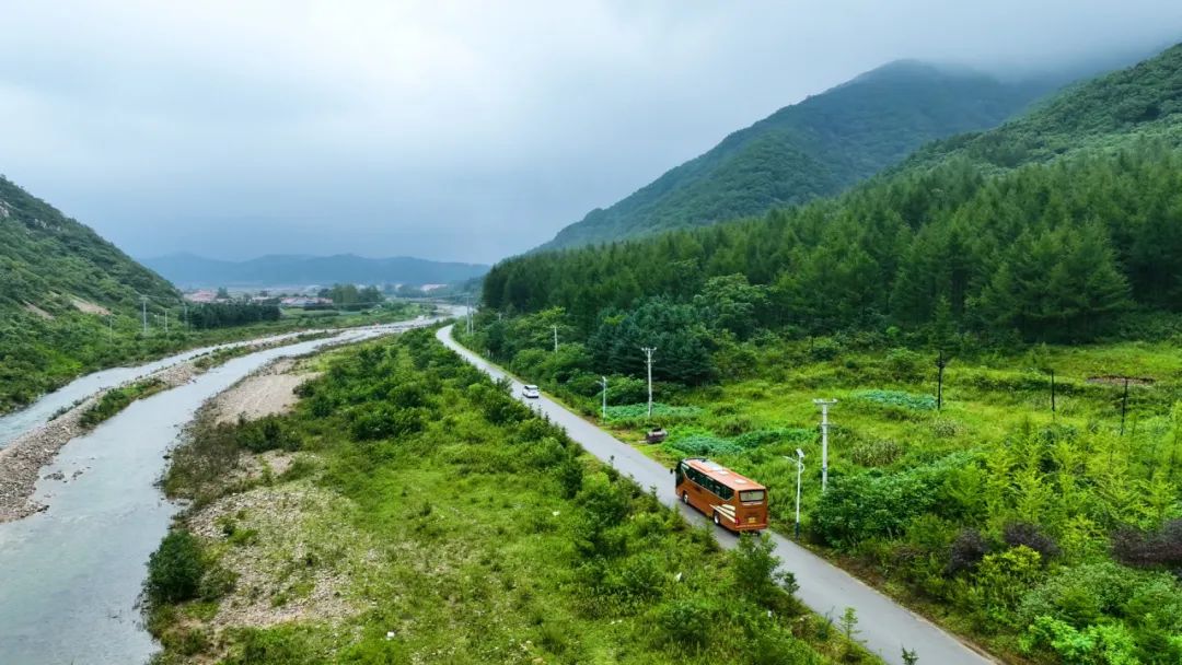 “國風(fēng)”邂逅“海風(fēng)”,宇通助力大連成信革新高端出行賽道 “國風(fēng)”邂逅“海風(fēng)”,宇通助力大連成信革新高端出行賽道