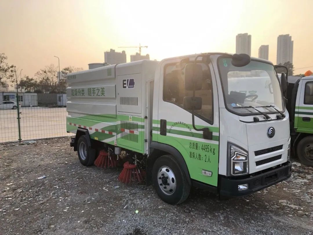 綠變寧波,電動先鋒┃宇通環衛助力“甬城”環衛車輛全面電動化 綠變寧波,電動先鋒┃宇通環衛助力“甬城”環衛車輛全面電動化