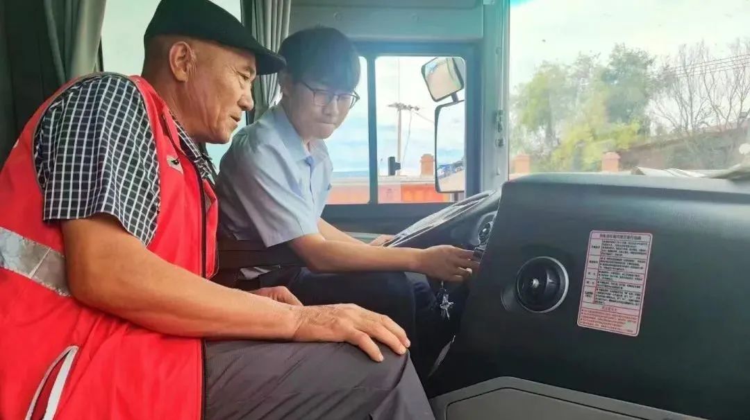 清涼一夏,宇您同行┃宇通環衛2024年空調巡檢服務活動正式啟動 清涼一夏,宇您同行┃宇通環衛2024年空調巡檢服務活動正式啟動